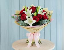 Букет цветов из:  Лилии и Розы #REPLACE_PRED# Батуринской