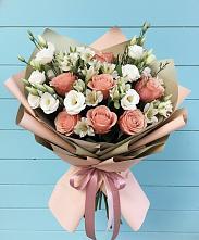 Букет цветов из:  Розы, Альстромерии и Лизиантусы в Батуринской