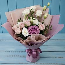 Букет цветов из:  Розы и Лизиантусы в Батуринской