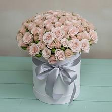 Цветочная композиция из Розы в шляпной коробке в Батуринской