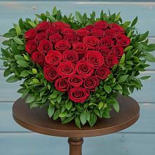 Цветочная композиция из Розы в виде сердца в Батуринской