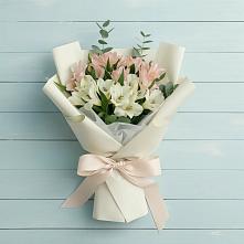 Букет цветов из:  Альстромерии в Батуринской