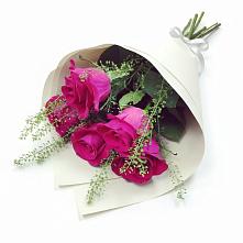 Букет цветов из:  Розы в Батуринской