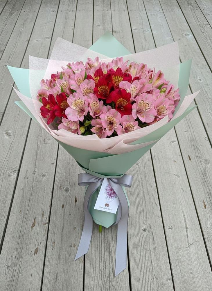 Букет цветов из: Альстромерии в Батуринской