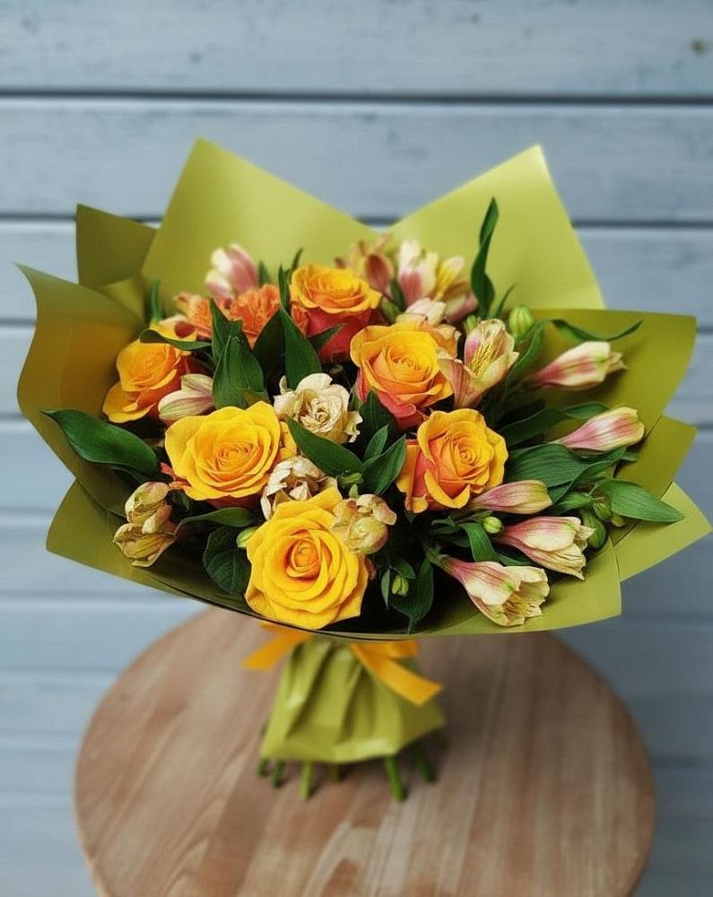 Букет цветов из: Альстромерии и Розы в Батуринской