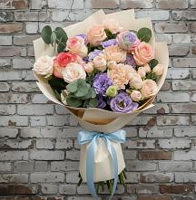 Букет цветов из:  Розы, Лизиантусы и Гвоздики в Батуринской